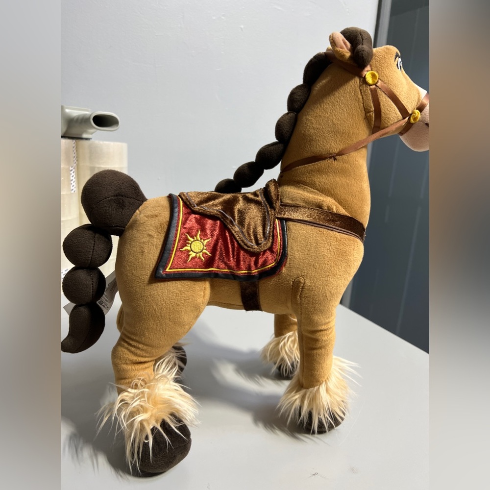 DISNEY “Tangled” 16” stuffed horse